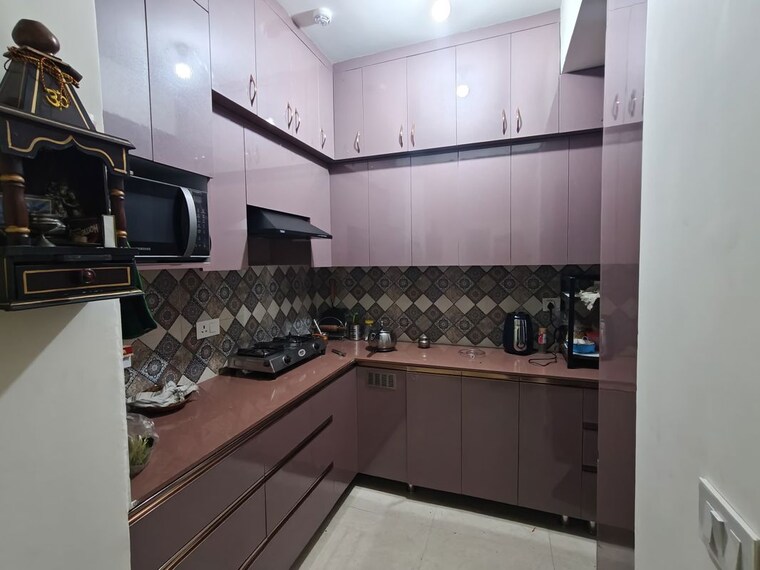 Kitchen, smart-world-orchard 3 Bedroom 1630 Sq.Ft. Apartment In Sector 61 Gurgaon 10154780