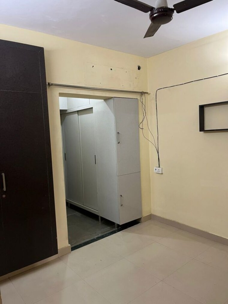 Room, bptp-park-elite-floors 3 Bedroom 180 Sq.Yd. Builder Floor In Sector 85 Faridabad 10154810