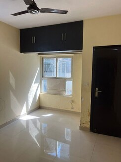 3 BHK + Pooja Room Builder Floor For Sale in BPTP Park Elite Floors