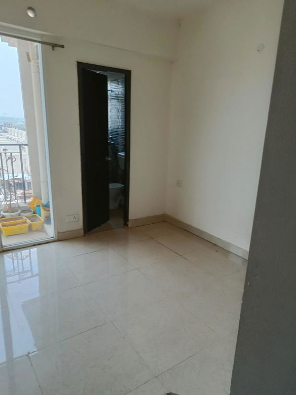 2 BHK Apartment For Rent in Signature The Serenas