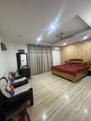 Bedroom in 3 BHK Builder Floor at Saket – for Rent