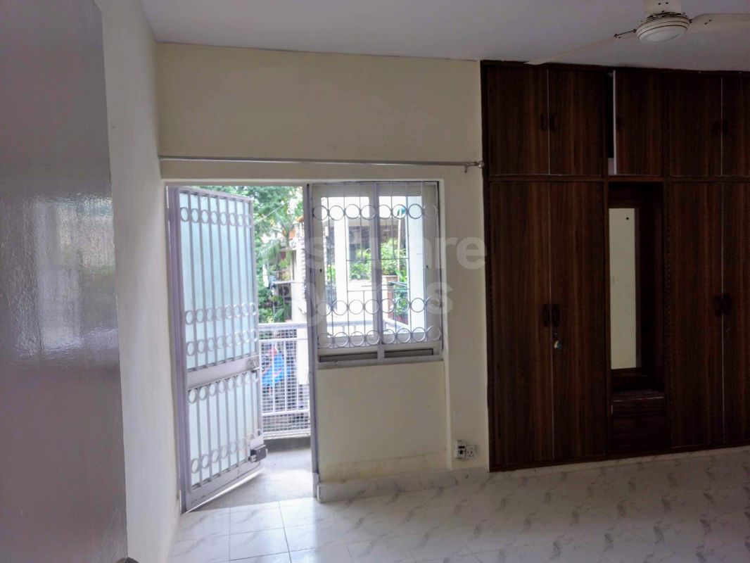 2 BHK + Servant Room Builder Floor For Sale in Vasant Kunj Enclave