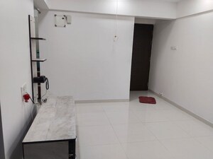 Team Area in 1 BHK Builder Floor at Anthon Nagar – for Sale
