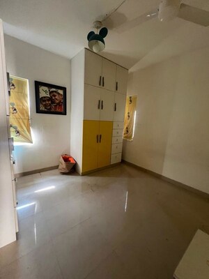 Room in 3.5 BHK Apartment at Epitome Crowne, Bannerghatta Road – for Rent