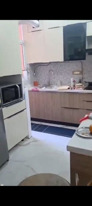 Bathroom in 3.5 BHK Apartment at Amarpali Exotica, Sector 50 – for Sale