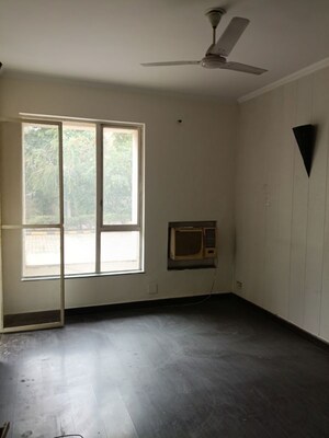 Room in 3 BHK Apartment at The Legend One, Sector 57 – for Sale