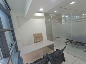  Office Space For Rent in Thaltej