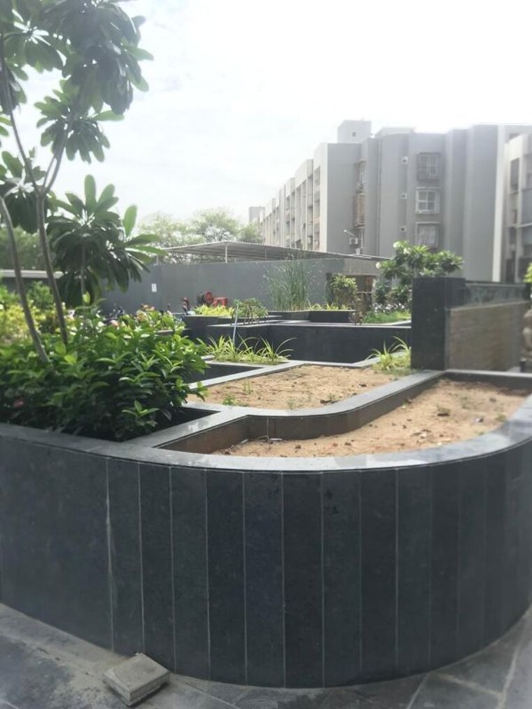 Exterior View, thaltej Commercial Office Space 1129 Sq.Ft. In Thaltej Ahmedabad 10155523