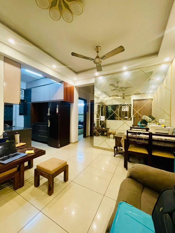 2 BHK + Pooja Room Apartment For Rent in Gulshan Botnia