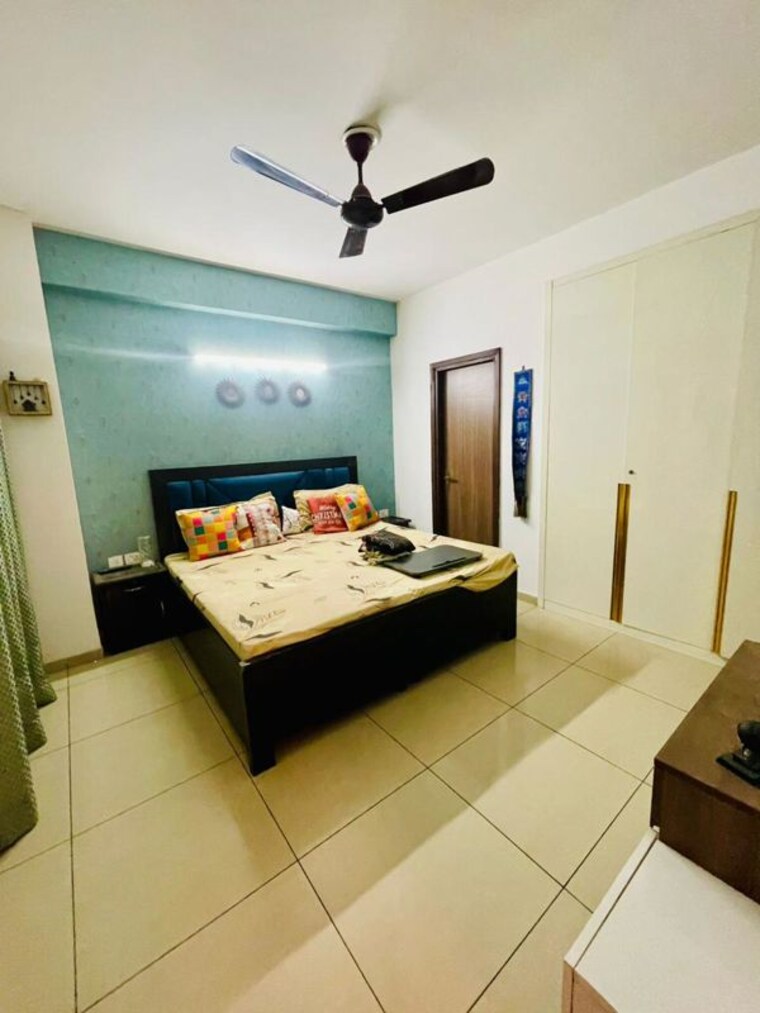 Bedroom, gulshan-botnia 2 Bedroom 1025 Sq.Ft. Apartment In Sector 144 Noida 10155634