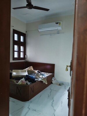 Master Bedroom in 3 BHK Apartment at Ip Extension – for Rent