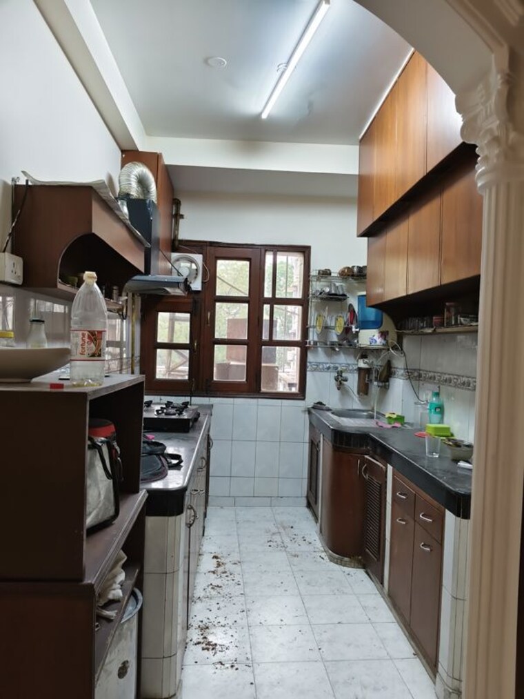 Kitchen, ip extension 3 Bedroom 1600 Sq.Ft. Apartment In Ip Extension Delhi 10155639