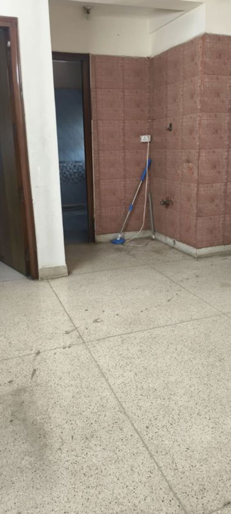 Bathroom, ip extension 3 Bedroom 1600 Sq.Ft. Apartment In Ip Extension Delhi 10155736