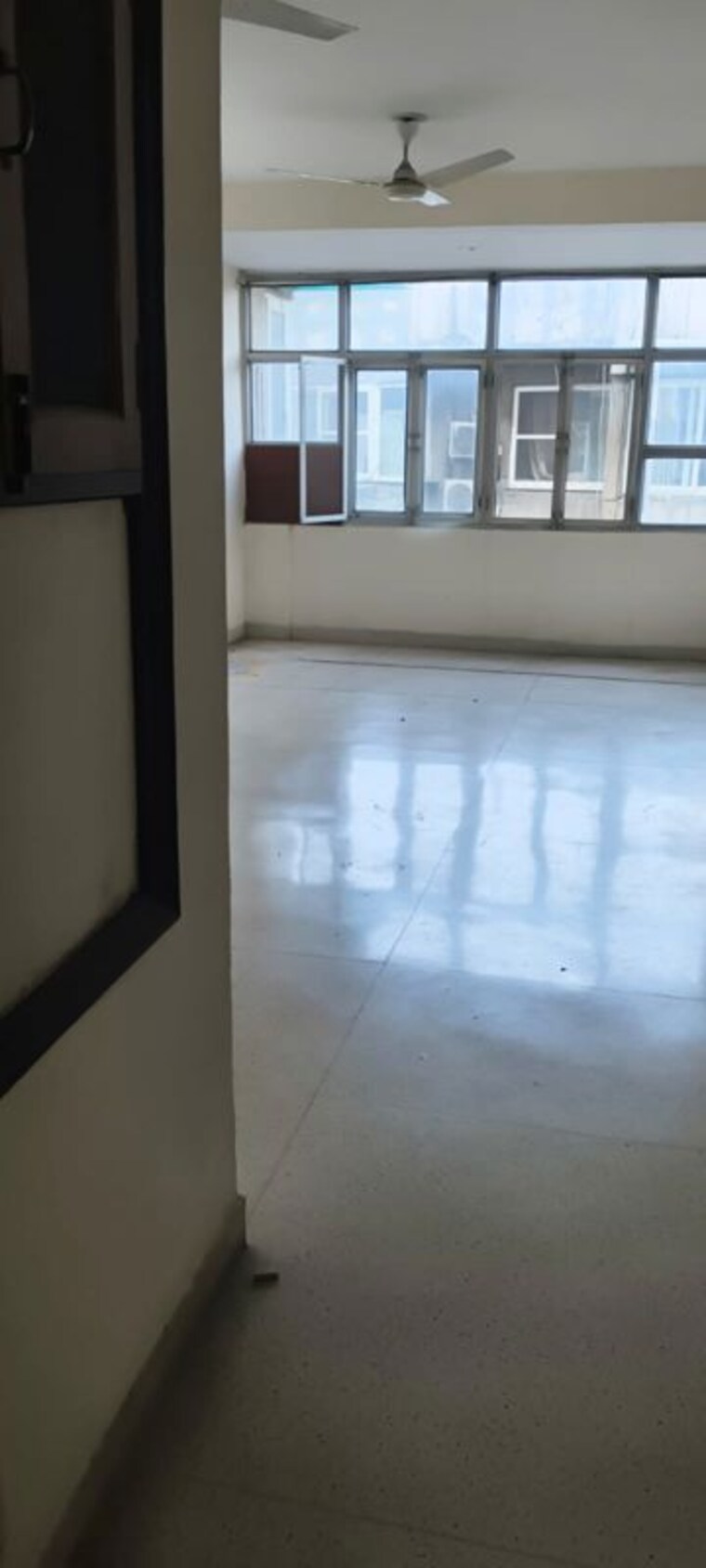 Room, ip extension 3 Bedroom 1600 Sq.Ft. Apartment In Ip Extension Delhi 10155736
