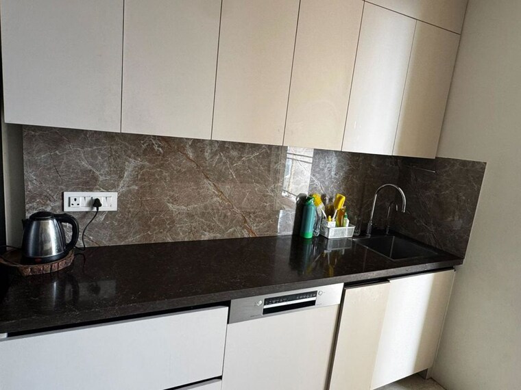 Kitchen, pearls-gateway-tower 4 Bedroom 3165 Sq.Ft. Apartment In Sector 44 Noida 10155437