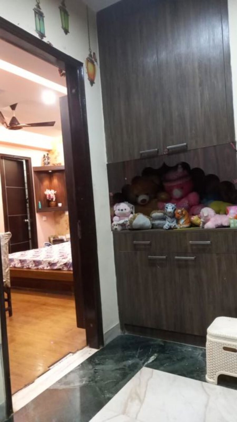 Bedroom, sector 15 3 Bedroom 1600 Sq.Ft. Builder Floor In Sector 15 Gurgaon 10155772