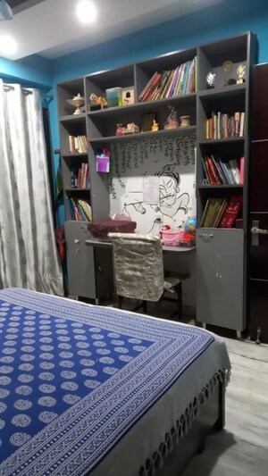 Bedroom in 3 BHK Builder Floor at Sector 15 – for Rent