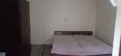 1 Rk+ Extra Room Builder Floor For Rent in Luxury Villa