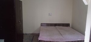 1 RK Builder Floor For Rent in Luxury Villa, Sector 30