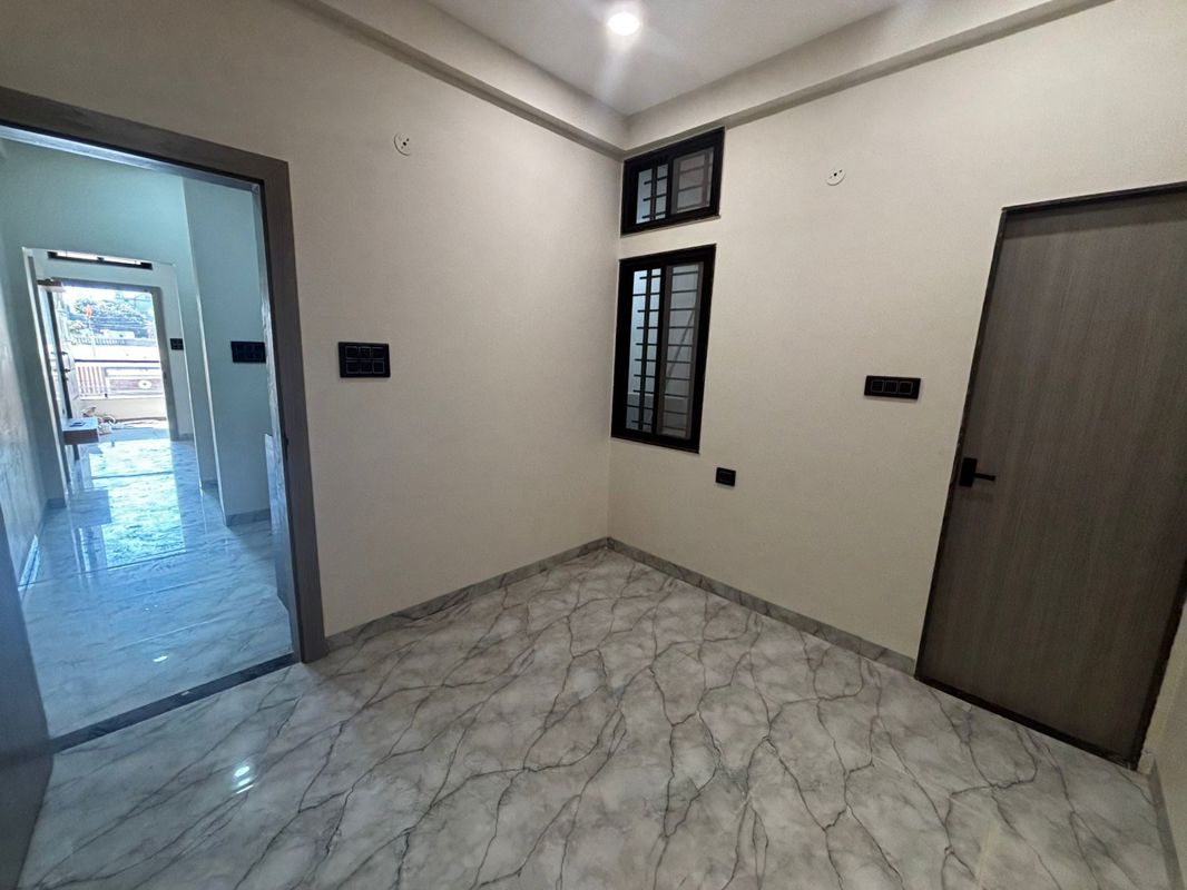 1 BHK Apartment For Rent in Aarone Countywalk Indore