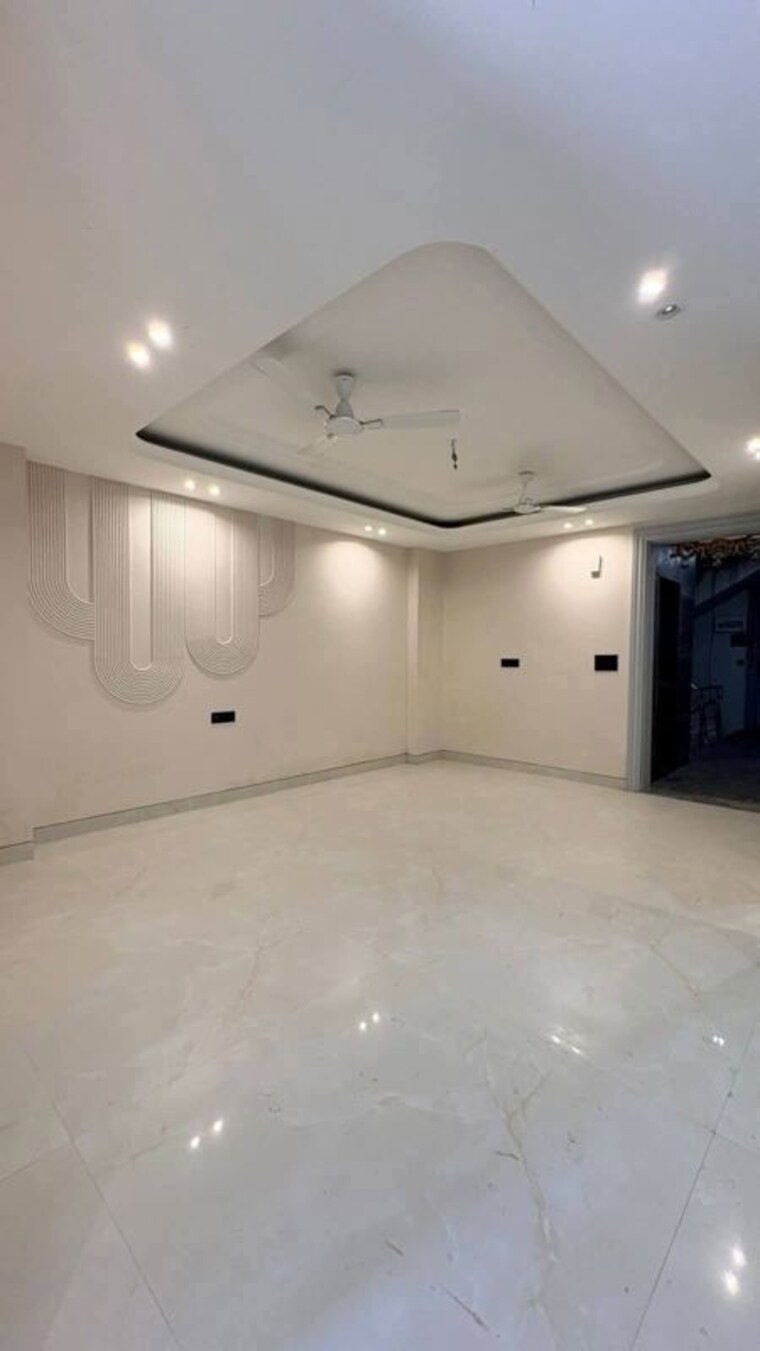 Room, saket 3 Bedroom 1800 Sq.Ft. Builder Floor In Saket Delhi 10155938