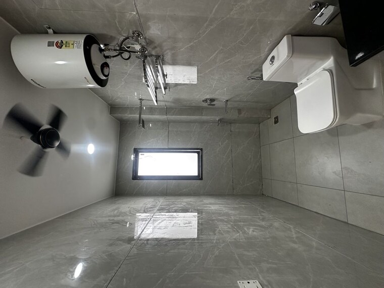 Bathroom, sector 52 1 Bedroom 600 Sq.Ft. Builder Floor In Sector 52 Gurgaon 10155928