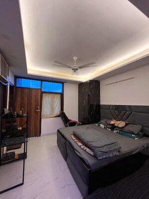 Bedroom in 1 BHK Builder Floor at Neb Sarai – for Rent