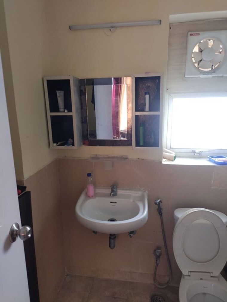 Bathroom, jaypee-greens-aman 3 Bedroom 1293 Sq.Ft. Apartment In Sector 151 Noida 10156136