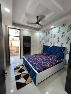 3 BHK + Study Room Builder Floor For Rent in Rohini Sector 8