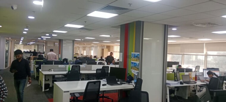 Team Area, star-homes-gurgaon Commercial Office Space in IT/SEZ 18000 Sq.Ft. In Sector 32 Gurgaon 10156024