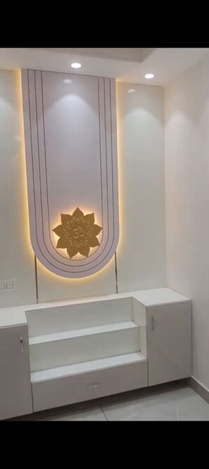 Building Lobby in 4 BHK Builder Floor at Suraj Vihar – for Sale