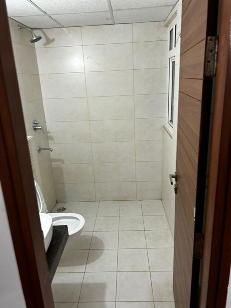 Bathroom, ace-parkway 2 Bedroom 700 Sq.Ft. Apartment In Sector 150 Noida 10156212