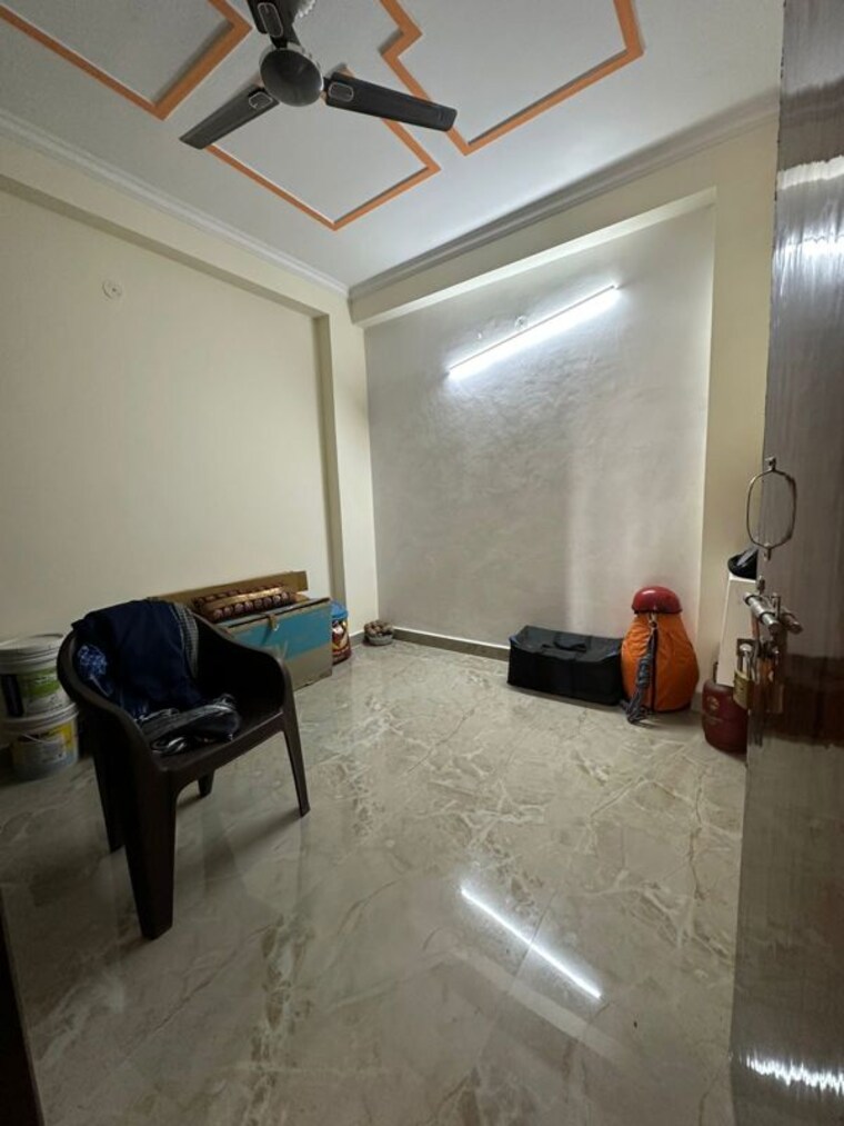 Room, baraula 2 Bedroom 750 Sq.Ft. Builder Floor In Baraula Noida 10144996