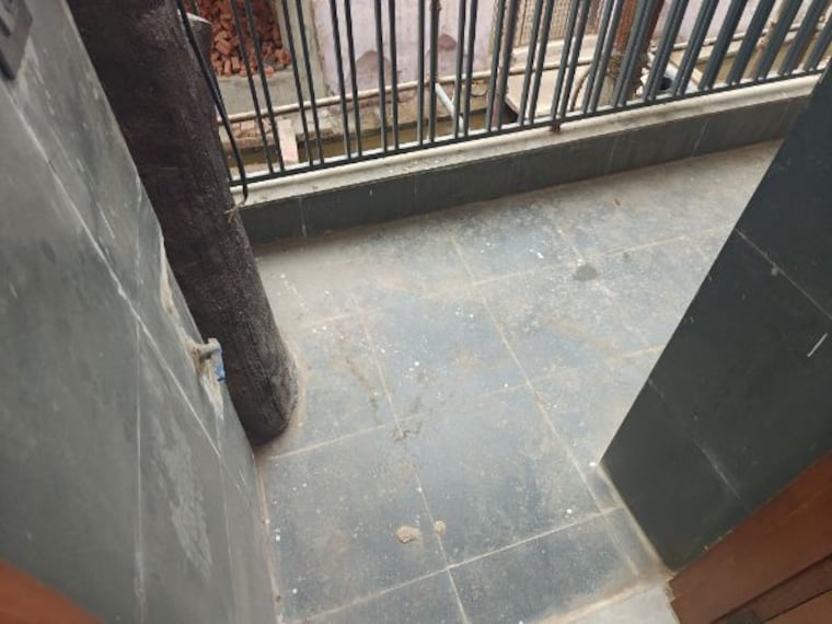 Balcony, sector 73 3 Bedroom 1450 Sq.Ft. Builder Floor In Sector 73 Noida 10156246