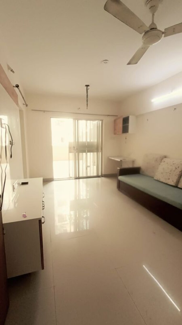 Kitchen, gera-emerald-city 3 Bedroom 1587 Sq.Ft. Apartment In Kharadi Pune 10156258