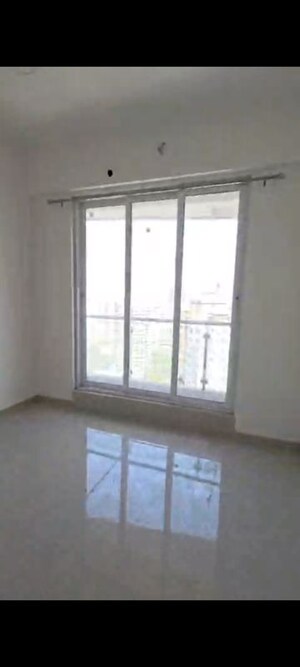 2 BHK Apartment For Rent in Rosa Manhattan, Ghodbunder Road