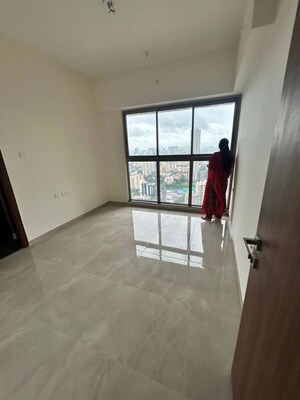 Master Bedroom in 2 BHK Apartment at Sheth Auris Bliss, Malad West – for Rent