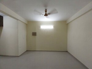 Room in 2.5 BHK Apartment at ROF Amaltas, Sector 92 – for Rent