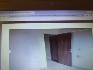 Room in 1 BHK Apartment at Platinum Tower 1, Andheri West – for Sale