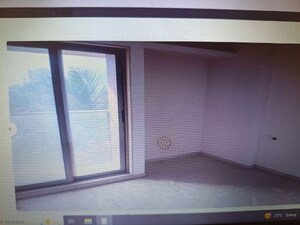 Room in 1 BHK Apartment at Platinum Tower 1, Andheri West – for Sale