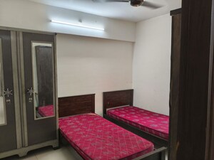 Bedroom in  Pg at Kurla West – for Rent