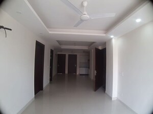 Building Lobby in 4 BHK Builder Floor at Sector 45 – for Rent