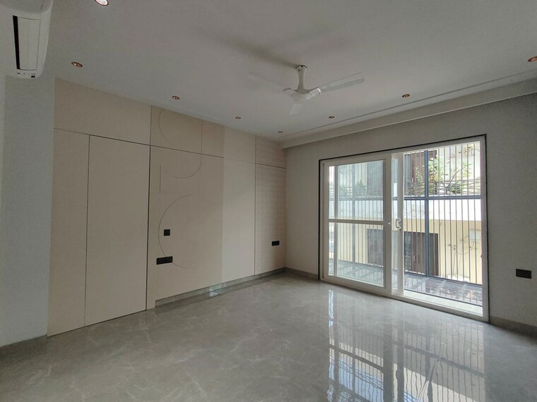 Room, sector 45 4 Bedroom 3200 Sq.Ft. Builder Floor In Sector 45 Gurgaon 10156468