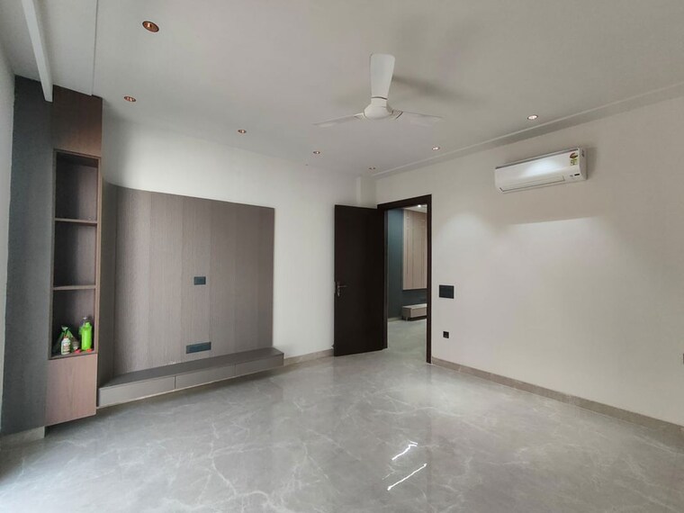Room, sector 45 4 Bedroom 3200 Sq.Ft. Builder Floor In Sector 45 Gurgaon 10156468