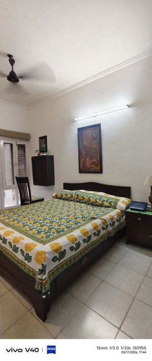 Bedroom in Studio Apartment at Defence Colony – for Rent