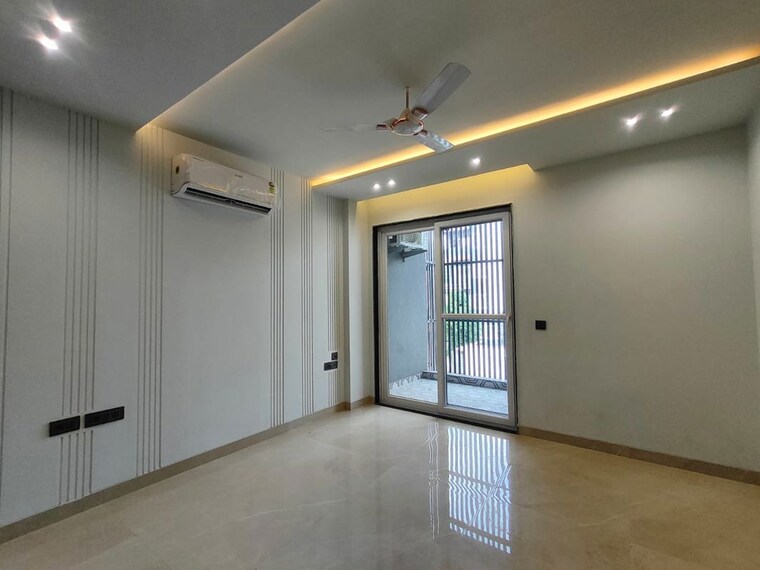 Room, unitech-south-city-1 3 Bedroom 1800 Sq.Ft. Builder Floor In South City 1 Gurgaon 10156482