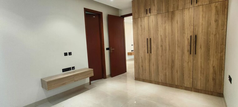 Room, unitech-south-city-1 3 Bedroom 1800 Sq.Ft. Builder Floor In South City 1 Gurgaon 10156488