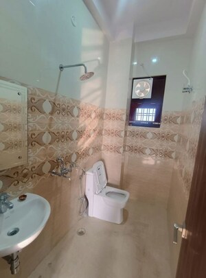 Bathroom in 1 BHK Independent House at Eldeco Udyan II, Raebareli Road – for Rent