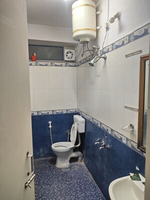 Master Bedroom in 2 BHK Builder Floor at New Thippasandra – for Rent