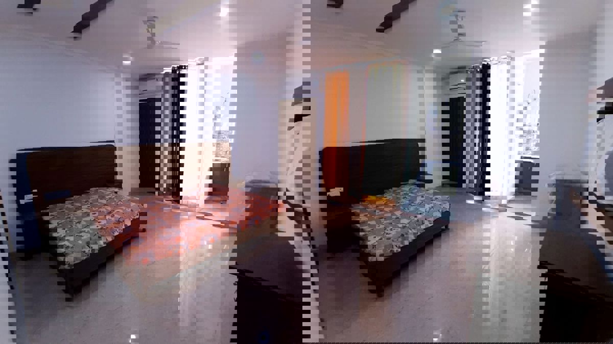 1 BHK 1250 Sq.Ft. Builder Floor in Ansal Sushant Lok I